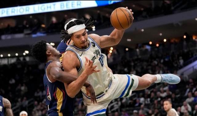 世界杯app下载-墨菲狂砍44分难救主 NBA雄鹿141-137鹈鹕