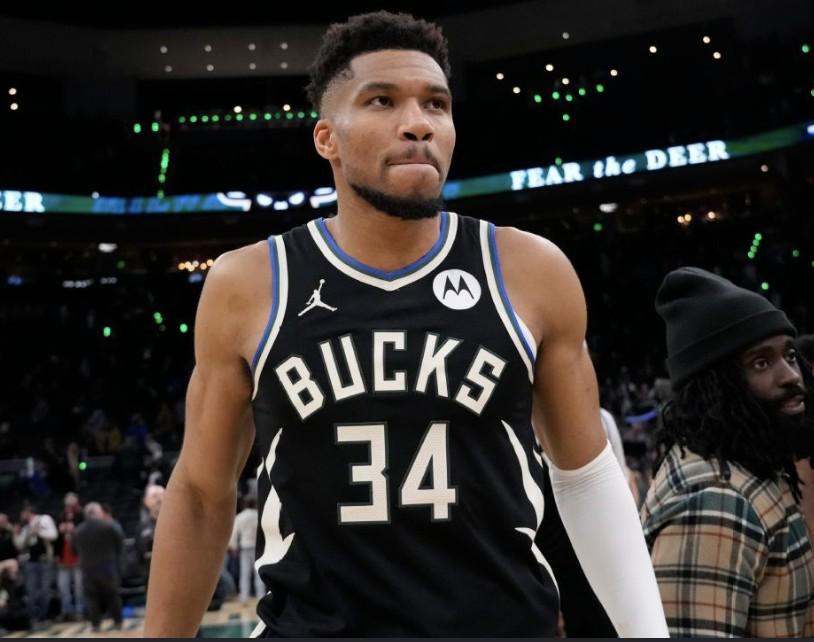 世界杯直播软件官方下载页-名记：若截止日前没能交易，雄鹿或在剩余赛季彻底雪藏字母哥